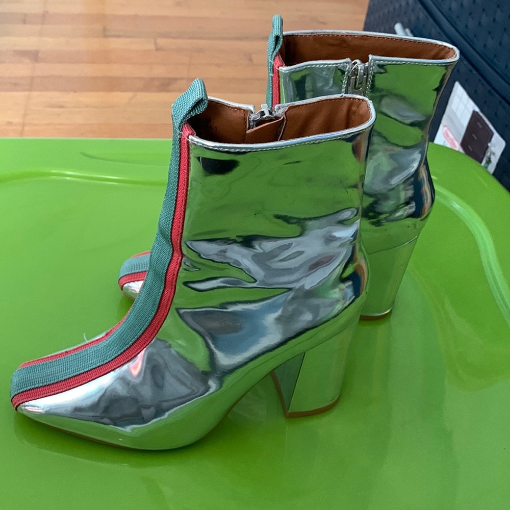 Ankle boots